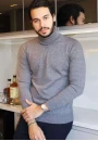 Blusa Masculina em Tricot com Gola Alta - Cinza mescla Blusa Masculina em Tricot com Gola Alta - Cinza mescla