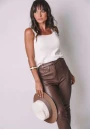 Blusa Sem Mangas Moderna e Confortável - Bege claro