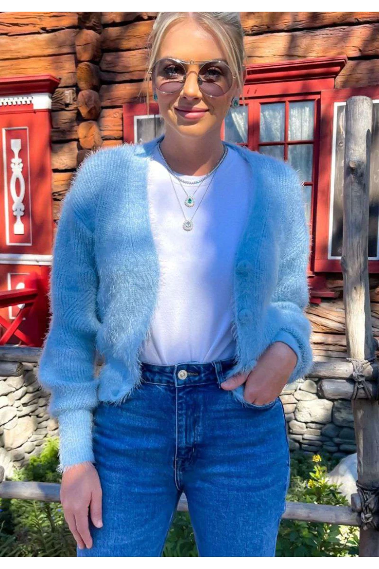 Cardigan Feminino Peluciado com Botões - Azul claro Cardigan Feminino Peluciado com Botões - Azul claro