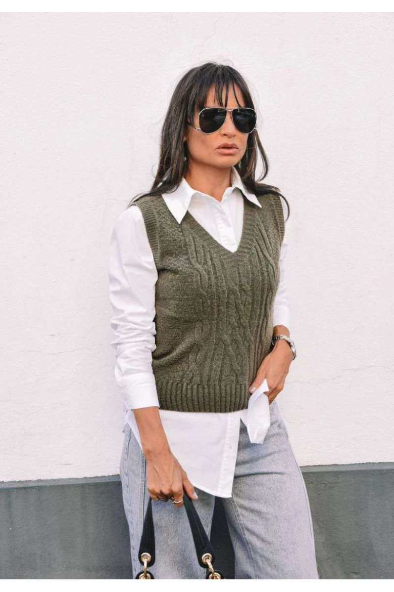 Colete Tricot Feminino com Tranças - Verde oliva