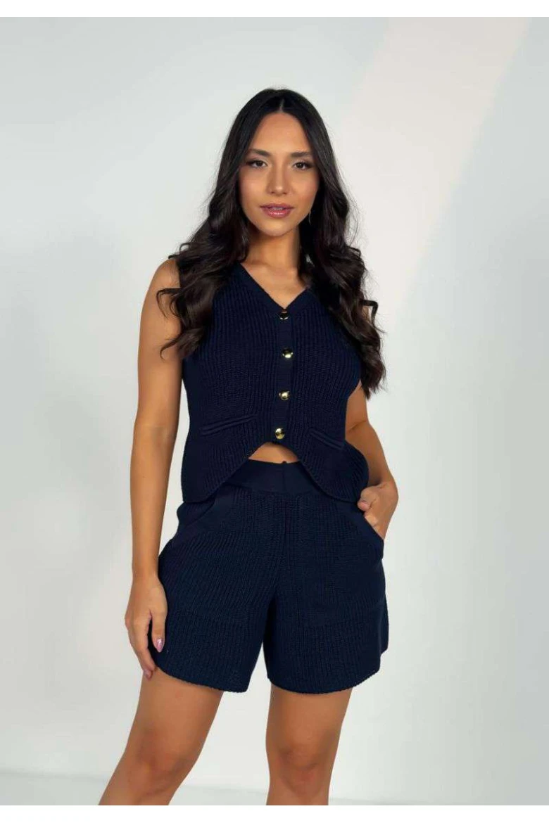 Conjunto em Tricô Feminino com Colete de Botões e Shorts - Marinho