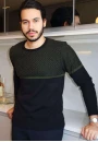 Suéter Masculino Tricot Bicolor com Detalhe Texturizado - Verde militar